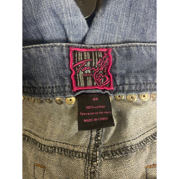 Torrid Denim Studded Distressed Jean Bermuda Shorts Size 20 - Picture 4 of 5